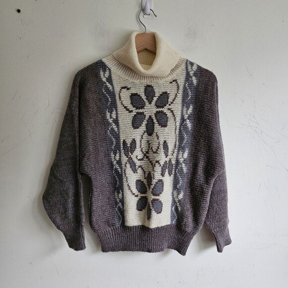 Vintage Joyce Sportswear Turtleneck Sweater Women’s S Brown Cream Floral Wool - Picture 2 of 8
